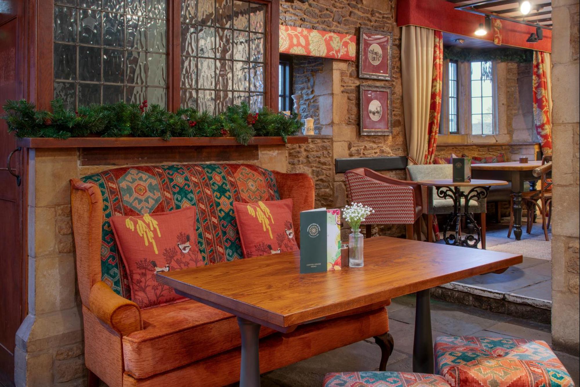 The Bell Inn, Stilton, Cambridgeshire Peterborough Bagian luar foto