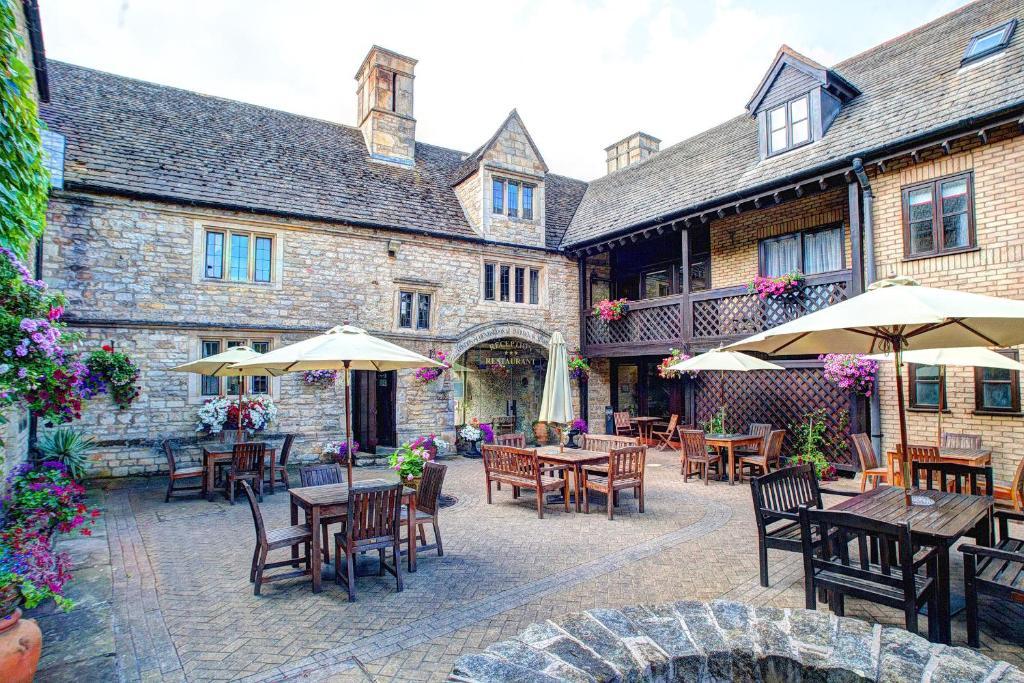 The Bell Inn, Stilton, Cambridgeshire Peterborough Bagian luar foto